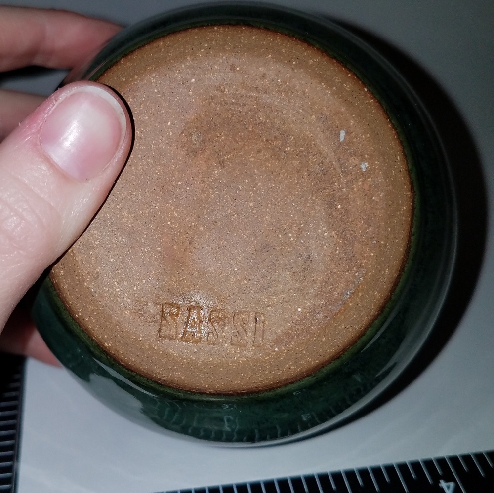 Pottery - Picture 3 of 4